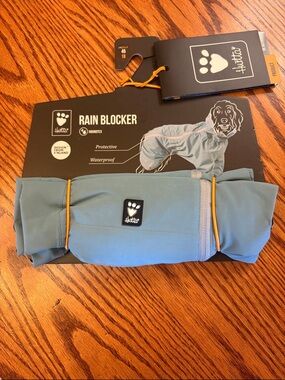 NWT Hurtta Pale Blue Rain Blocker Dog Waterproof Jacket Size 45 cm / 18 inch